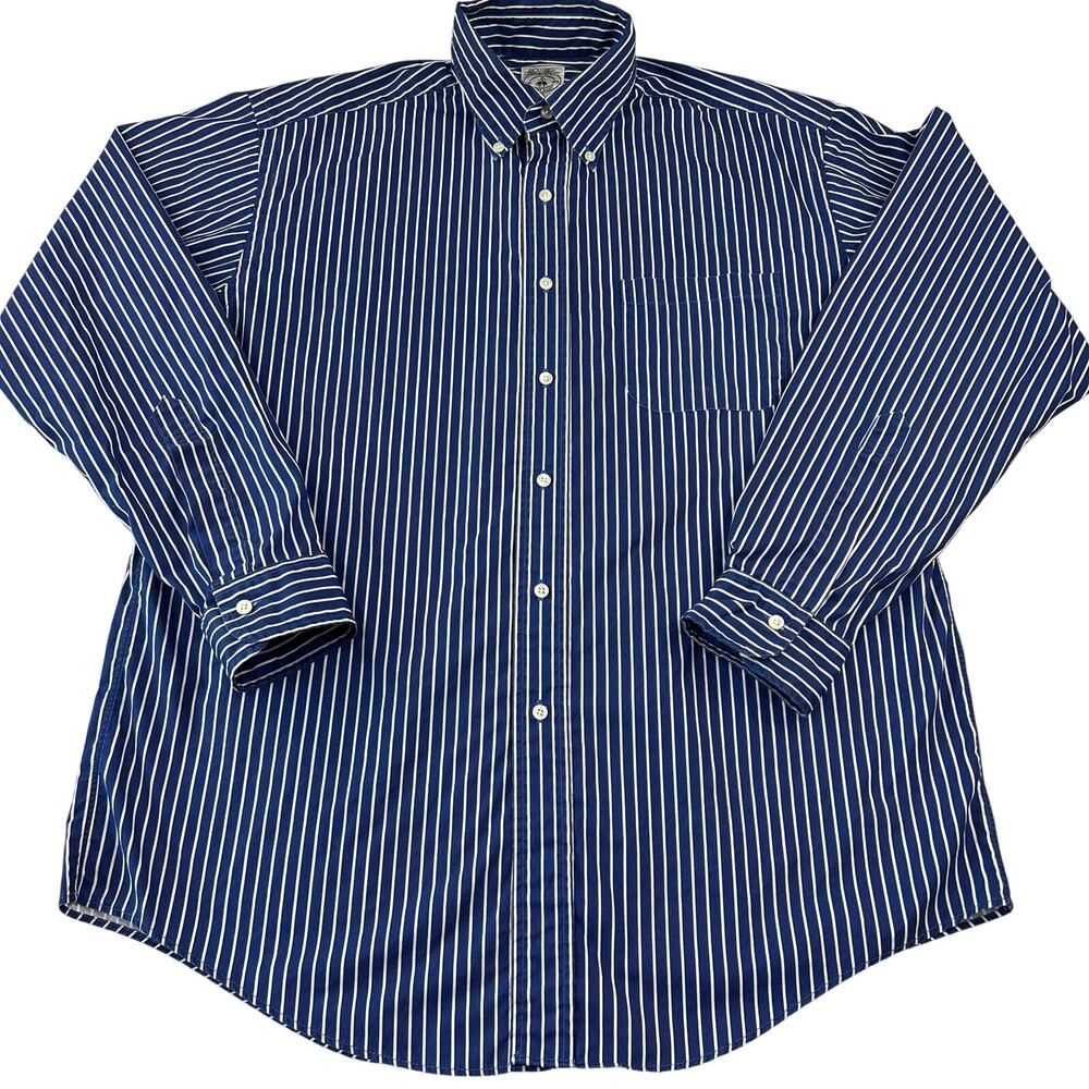 Brooks Brothers Blue White Pinstriped Button Down Shirt Men's size Medium
